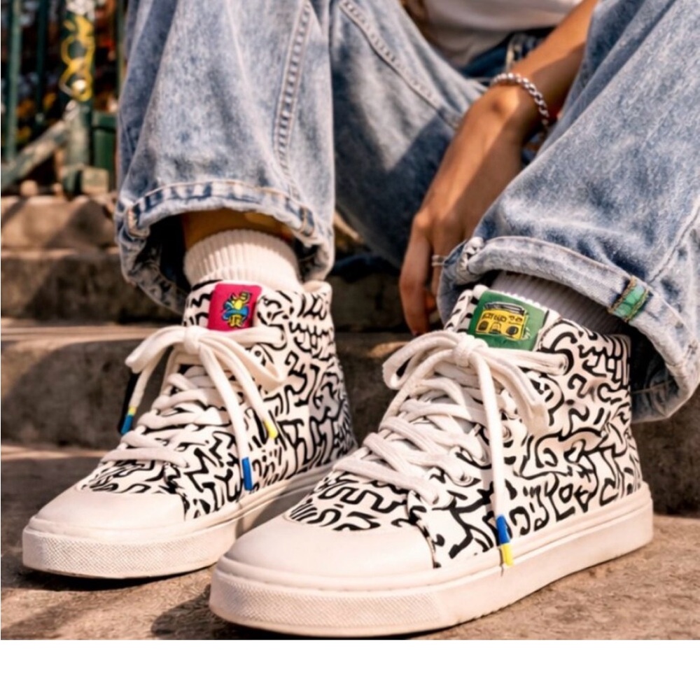 Keith Haring Graphic High Top Sneakers White Colorful Pop Art Streetwear EU 39